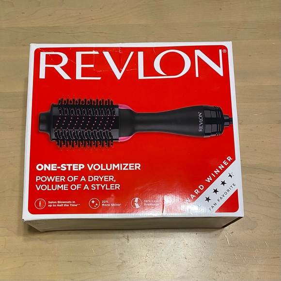 Revlon One-Step Volumizer Hair Styling Tool - Picture 2 of 5